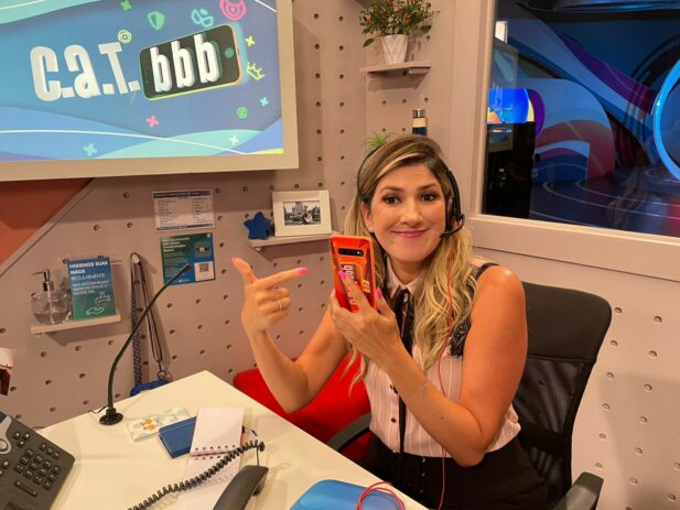 Dani Calabresa assumiu o CAT BBB em 2022. (Foto: Globo/Divulgação)